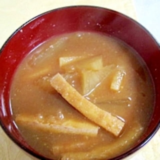 長芋と大根の味噌汁
